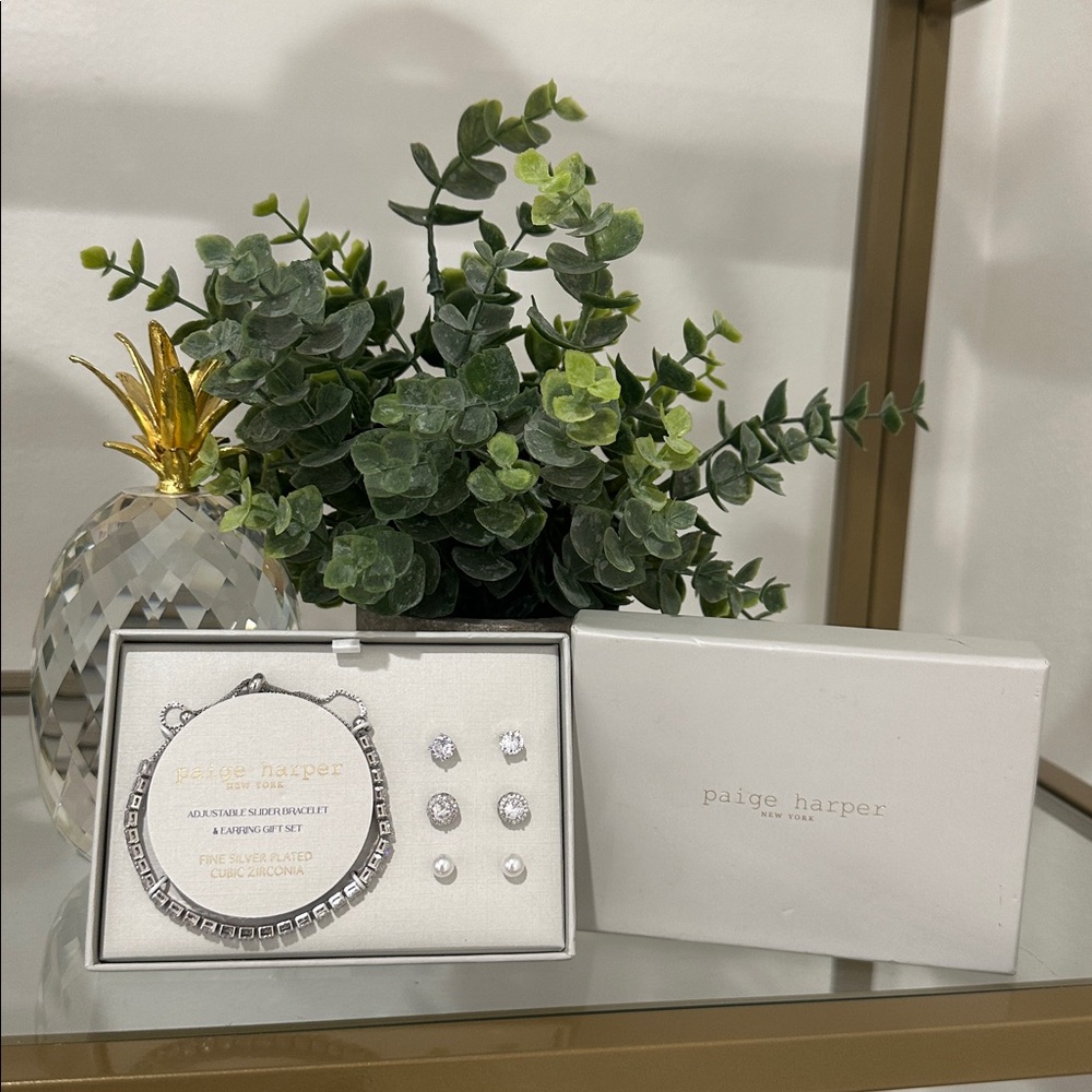 Sterling Silver Bracelet and Earring Set - Picture 2 of 5